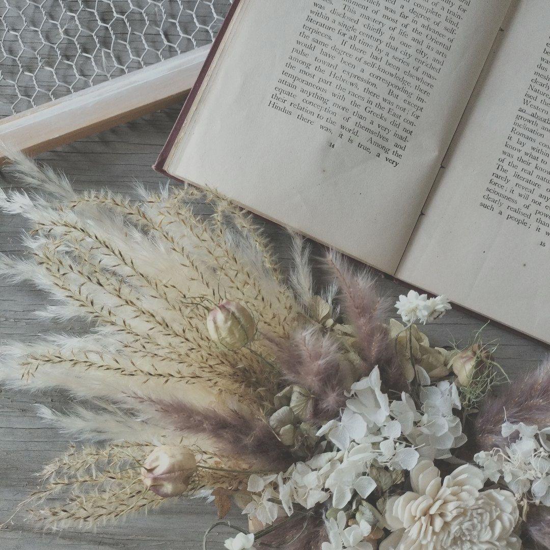 ベージュとモカ　ドライフラワー横長スワッグ