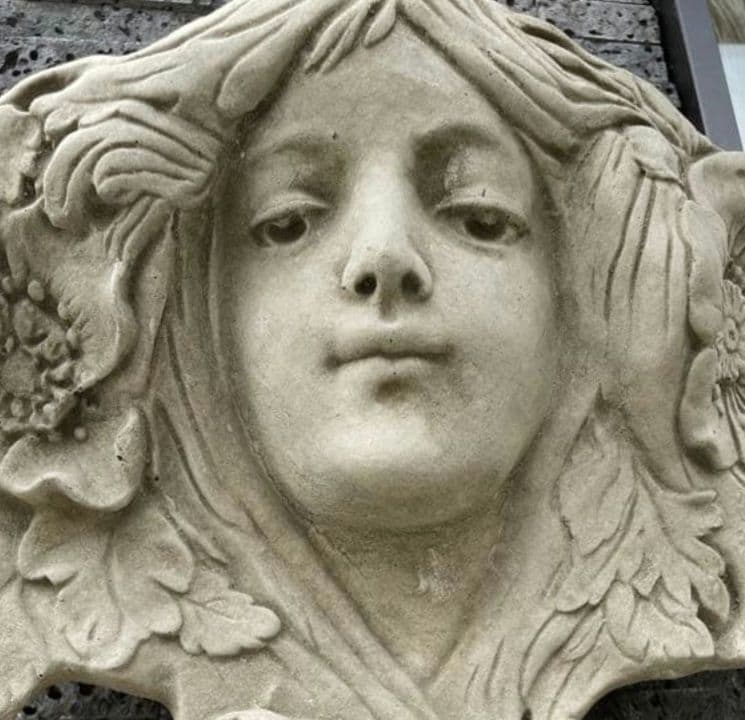 フェイスプランター　花鉢　 アンティーク調 イングリッシュガーデン