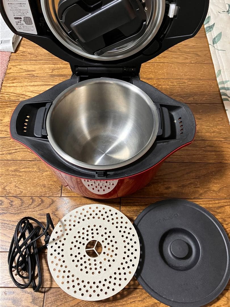 シャープ ヘルシオホットクック KN-HW24C-R 電気圧力鍋 レッド