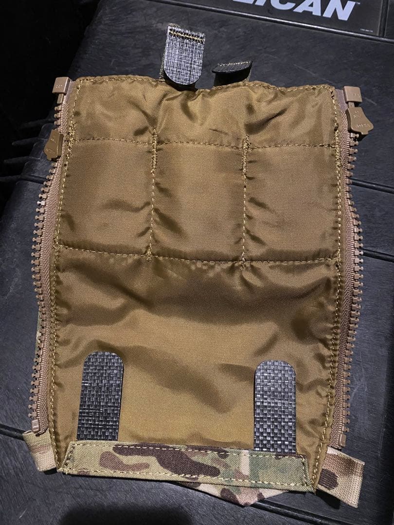 個人装備 FERRO CONCEPTS Back Panel Banger TMC