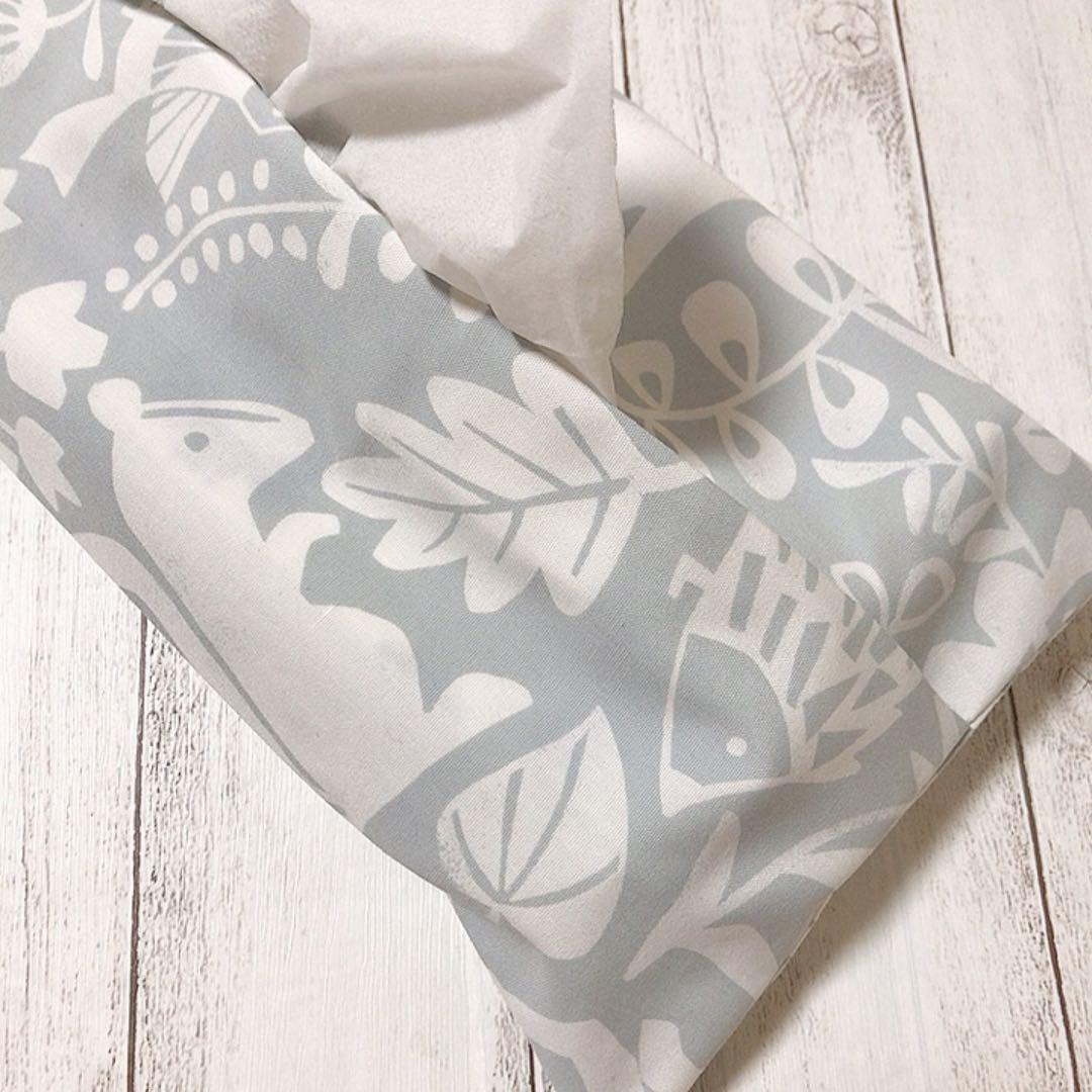 ハンドメイド✁︎✁︎ ボックスティッシュカバー  ペールカラーの動物／ブルーグレー