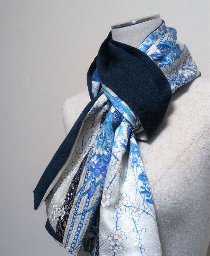 一点のみ和装にも洋装にも　正絹小紋リメイク　シルク100 着物リメイクグリーン系