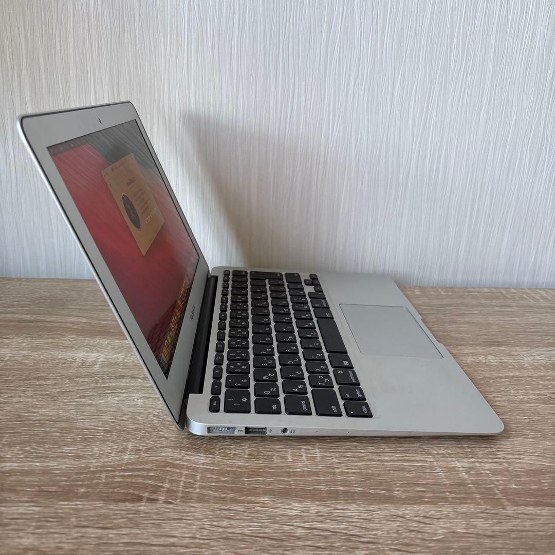 【Office付】MacBook Air 11インチ / SSD / 2014