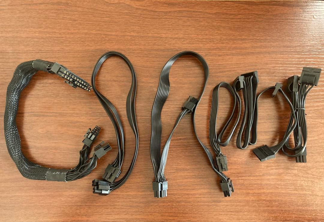 電源ユニット Fractal Design ION SFX 500G