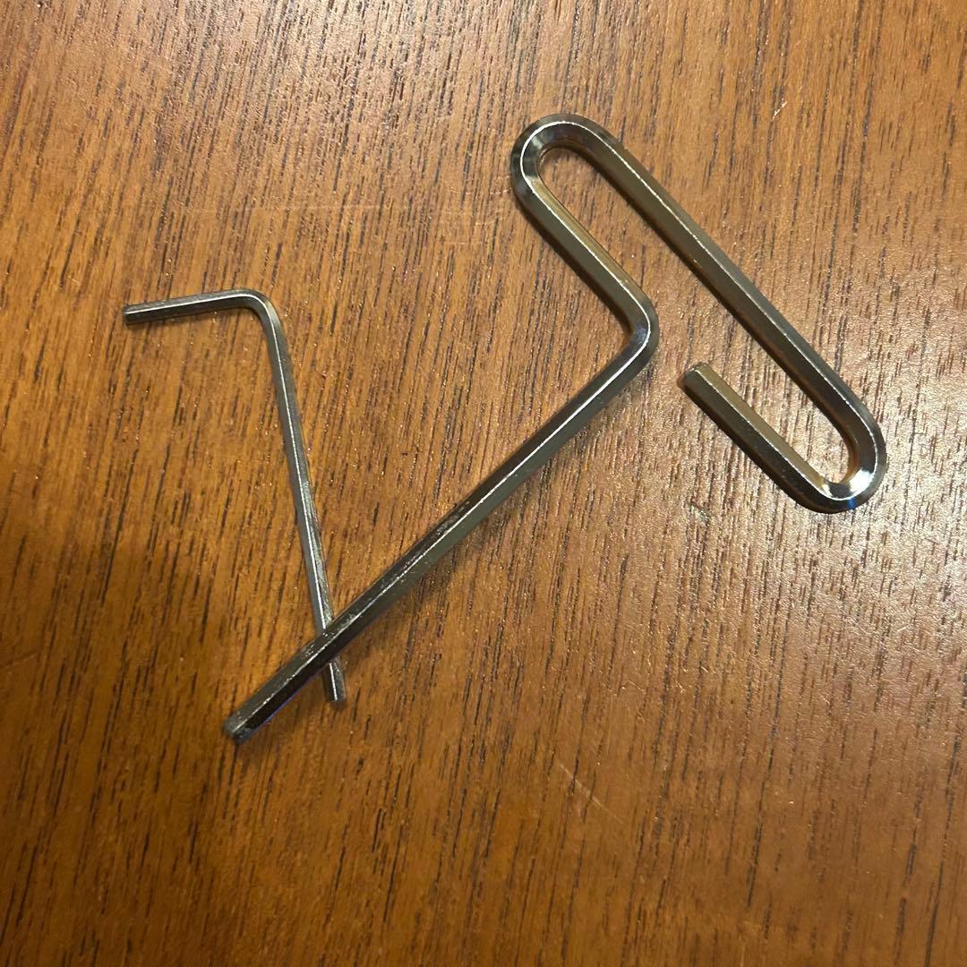 Amazonベーシック モニターアーム エルゴトロンLX OEM製