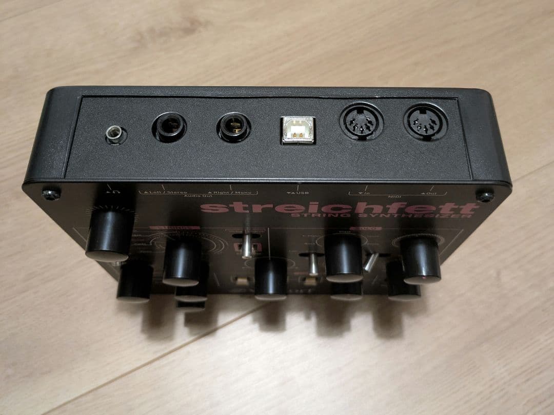 Waldorf streichfett ストリングシンセサイザー