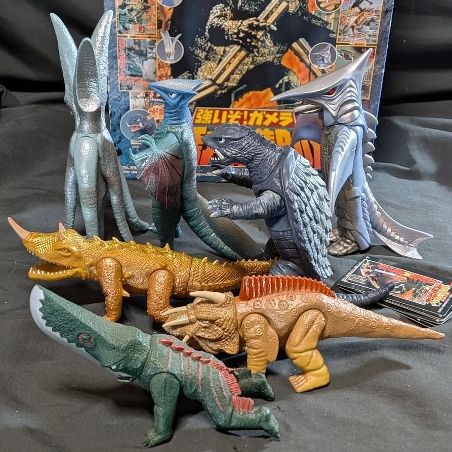 強いぞ！ガメラ復活大結集ＢＯＸ（バンダイ）開封済 箱付 タグ有 ７体セット