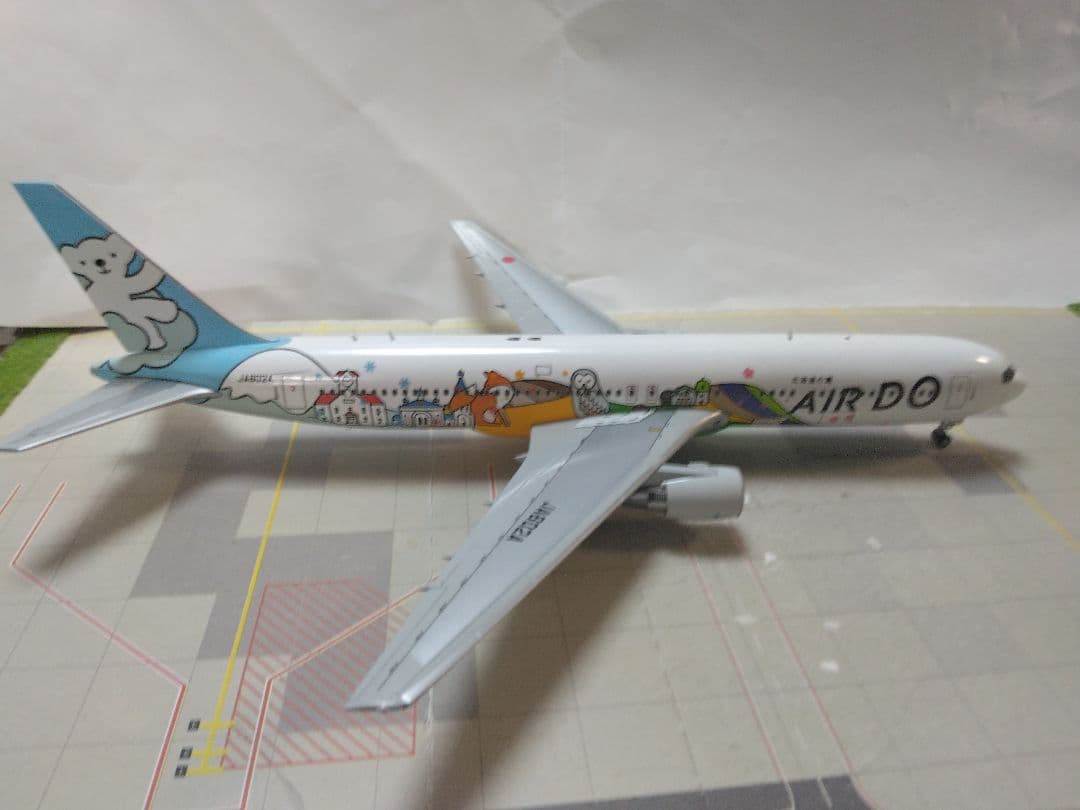 GJ 1/200　AIRDO 767-300 特別塗装　ベア・ドゥ北海道JET