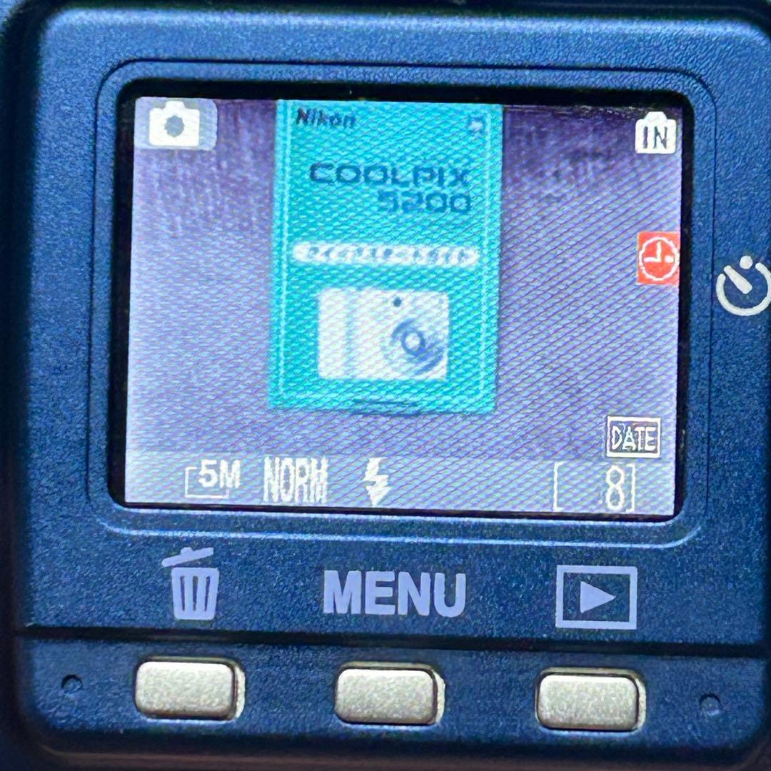 稼働品　美品　付属品完備　Nikon COOLPIX E5200 ブルー