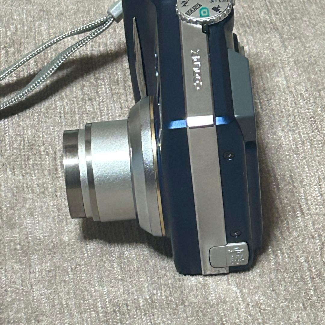 稼働品　美品　付属品完備　Nikon COOLPIX E5200 ブルー