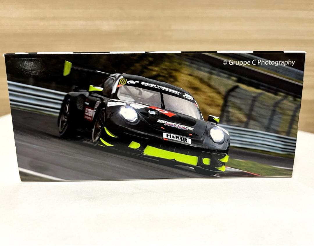 PMA 1/43 ポルシェ 911 GT3R #8 Test drives