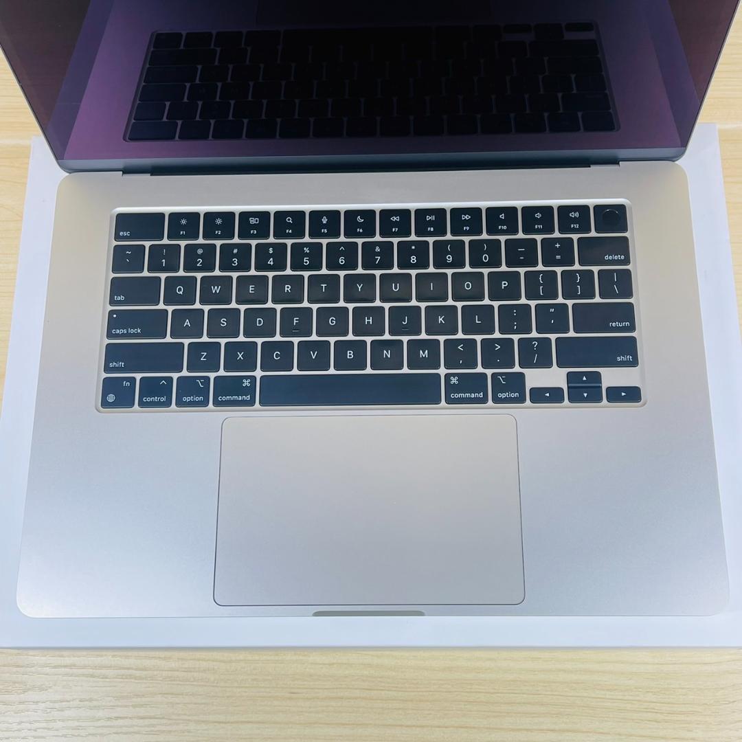 A5115超美品 MacBook Air 15inch M3 8GB 512GB