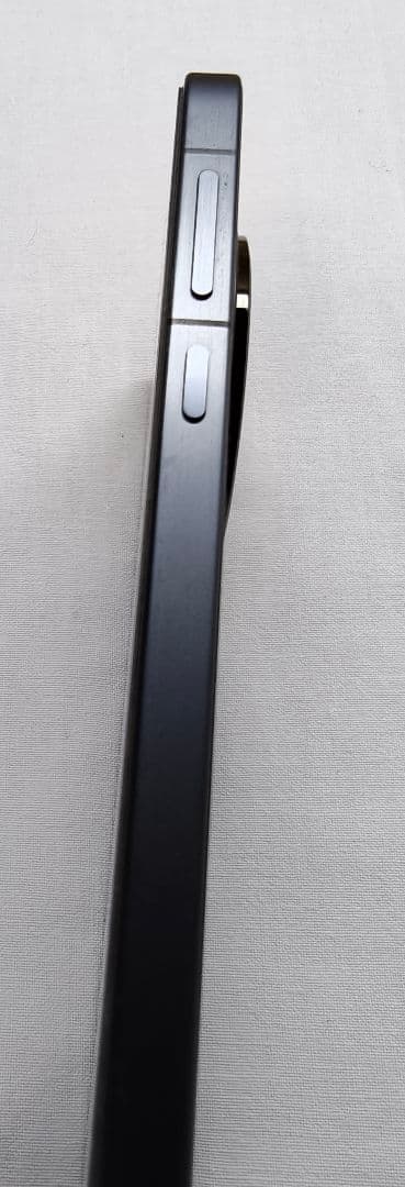 【美品】OPPO Find X8 512GB スペースブラック SIMフリー