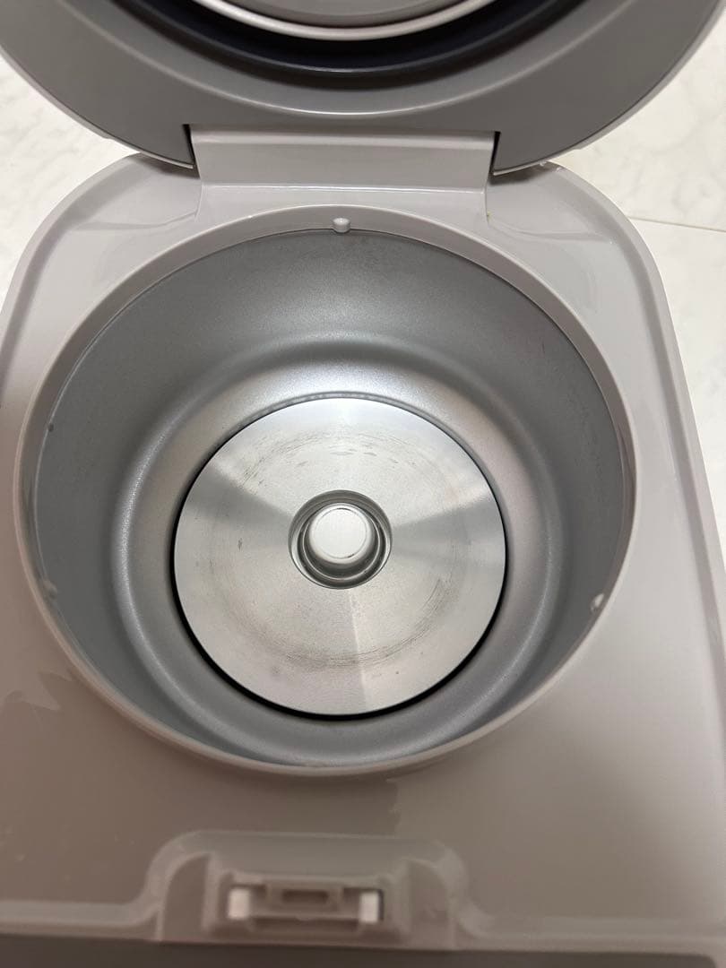 【TIGER】 マイコン炊飯ジャー　tacook JAJ-G550