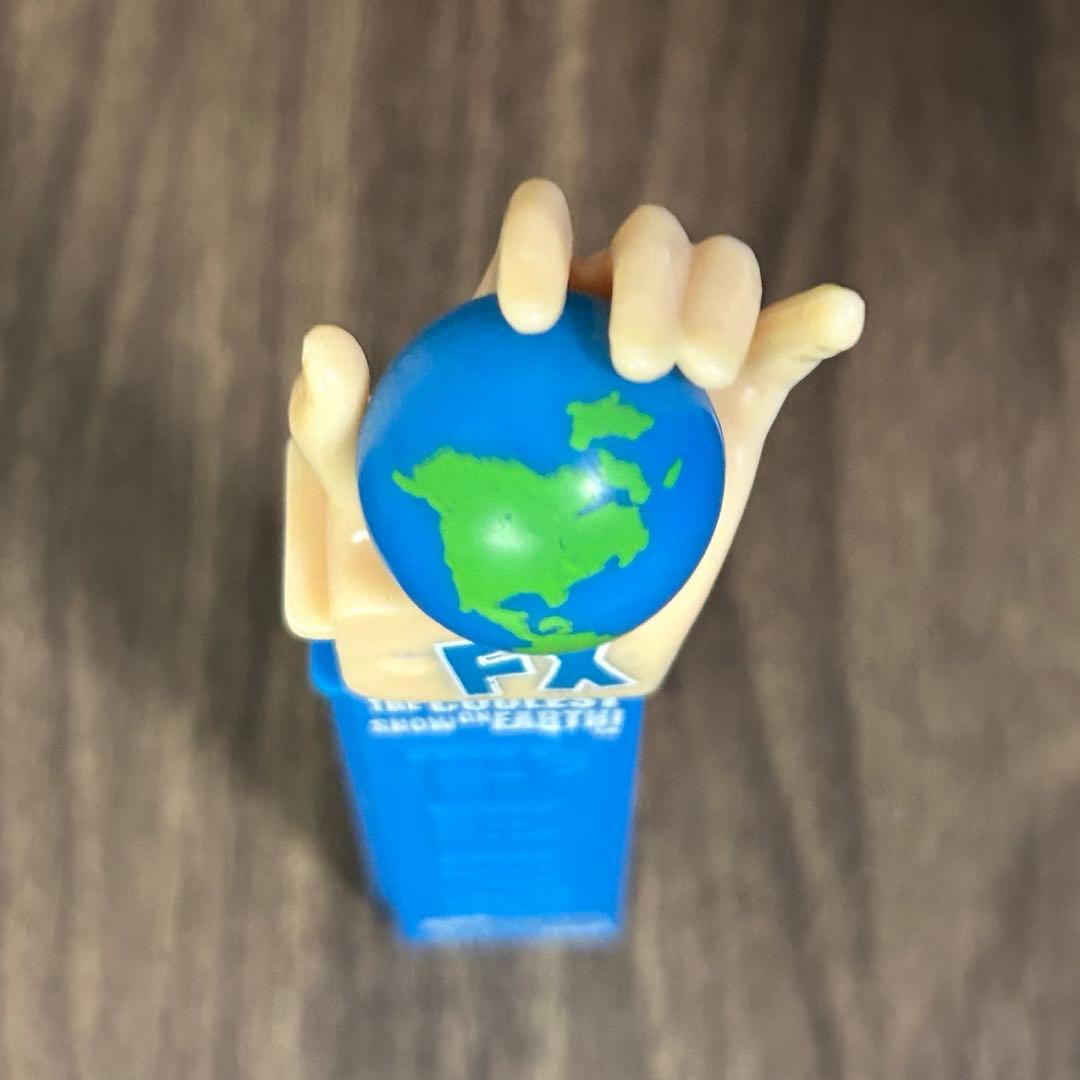 2005年 FX Toy Show 3daypass 限定配布 　(青×白)