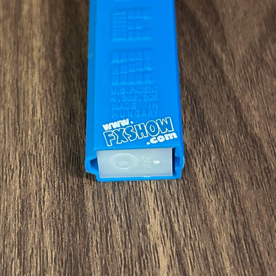 2005年 FX Toy Show 3daypass 限定配布 　(青×白)