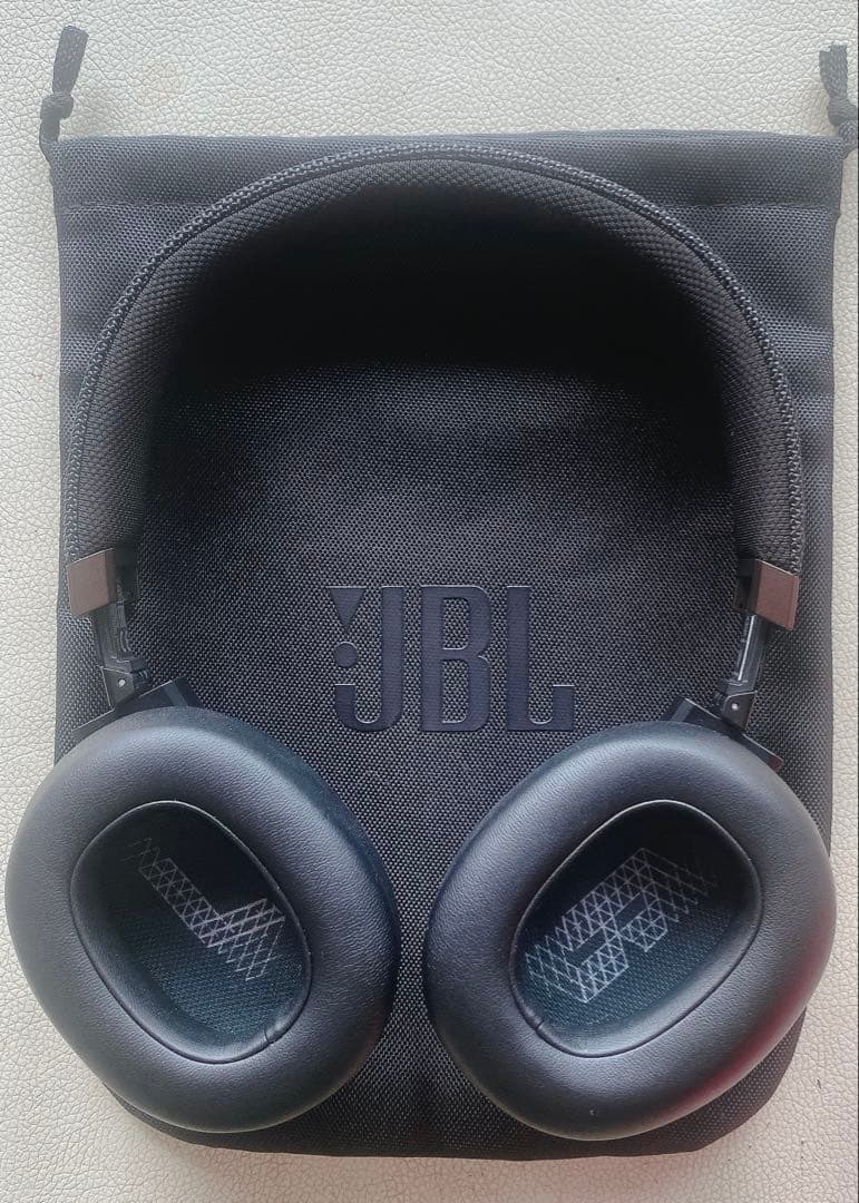 JBL LIVE 650BTNC 無線ヘッドホン ノイズキャンセリング