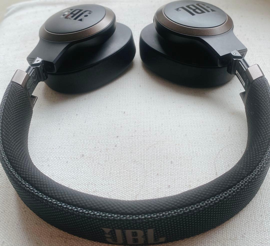 JBL LIVE 650BTNC 無線ヘッドホン ノイズキャンセリング