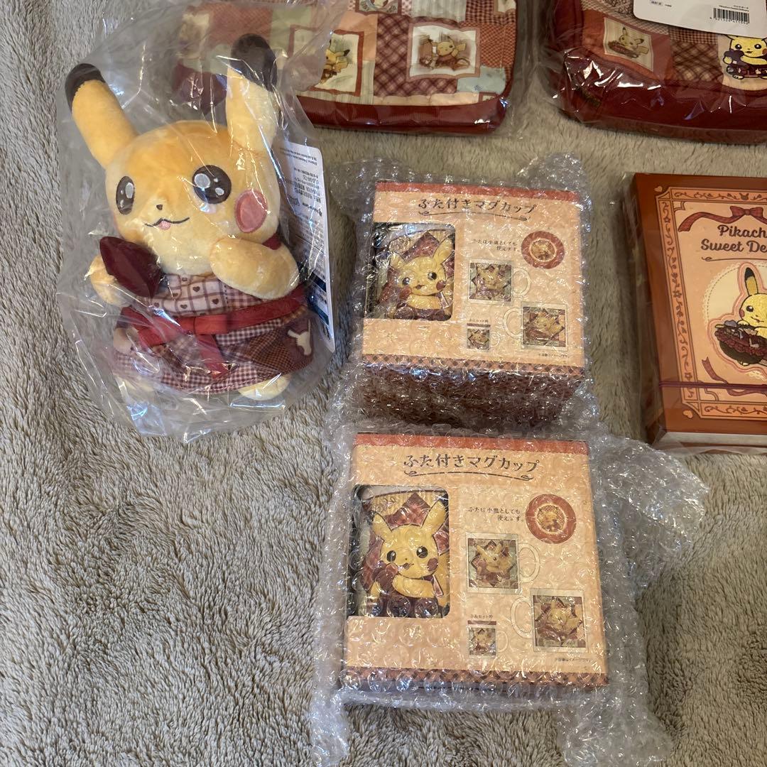 お揃い✨恋人にお勧め❗️Pikachu’s Sweet Delivery6個セット