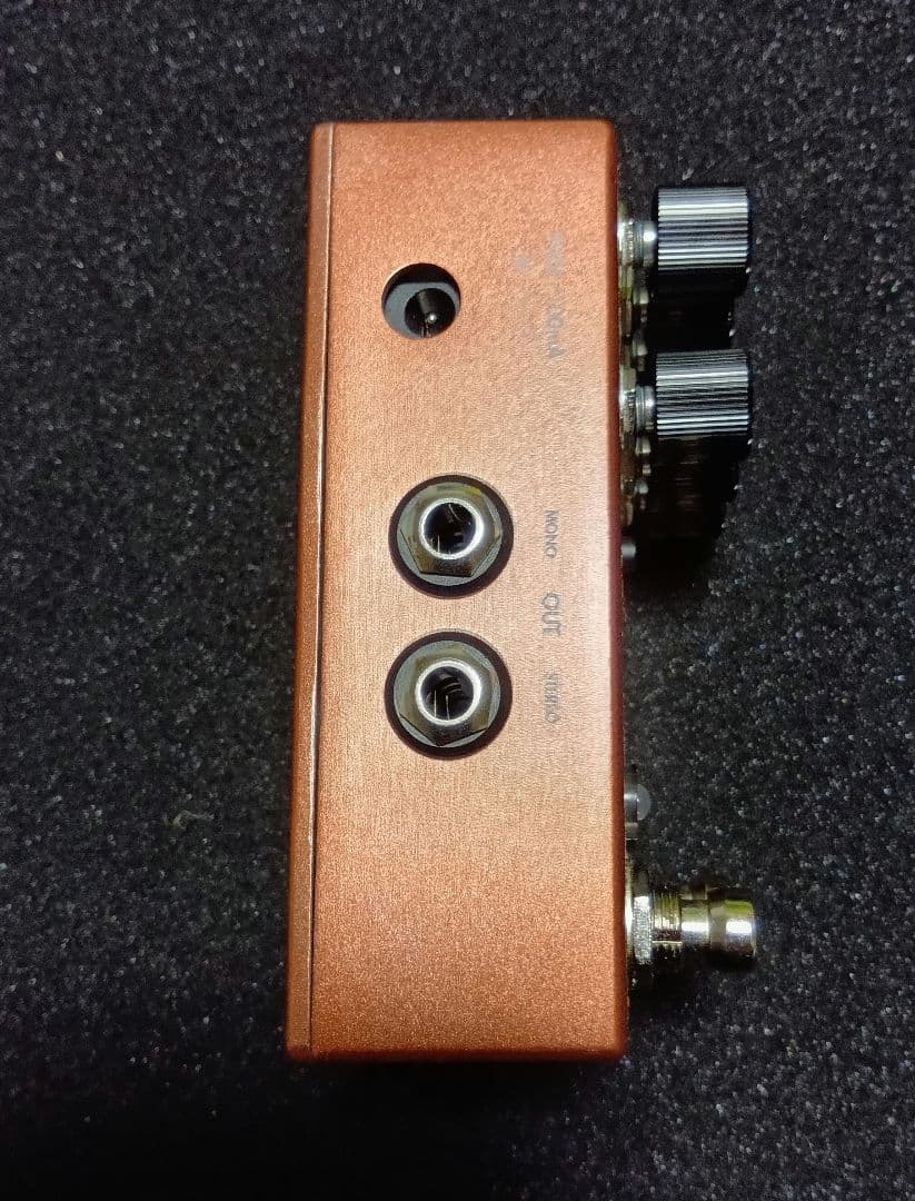 WARUS AUDIO Monumental トレモロ