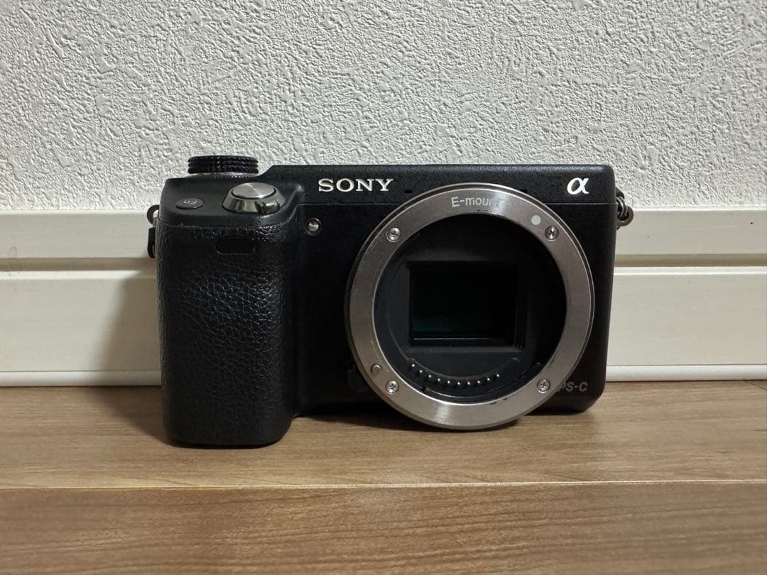 Sony α NEX-6 ミラーレスカメラ 本体