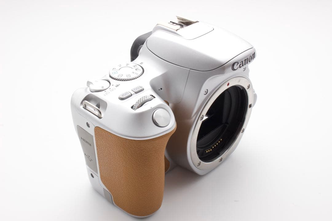 【人気機種】Canon EOS Kiss X9 シルバーWi-Fiスマホ転送