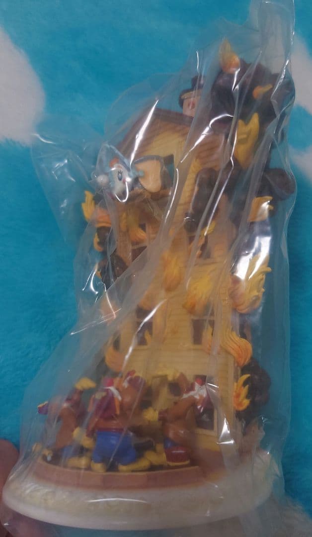 オルショウスキー　ダンボ　限定フィギュア　Disney