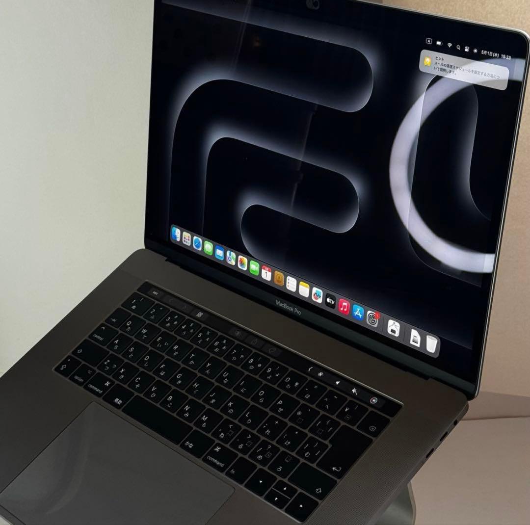 【付属品完備】MacBook Pro 15㌅ i7/16G/1TB/Radeon