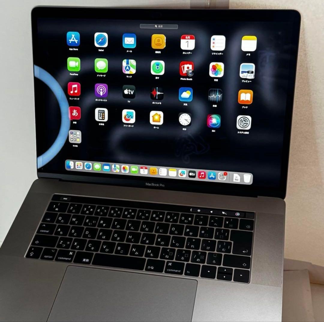【付属品完備】MacBook Pro 15㌅ i7/16G/1TB/Radeon