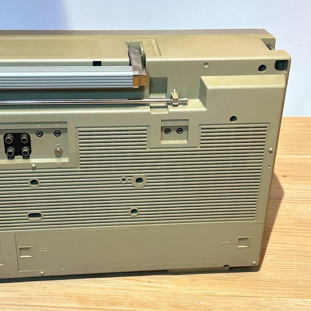 昭和レトロ✨名機❣️TOSHIBA RT-S83 BOMBEAT 大型ラジカセ