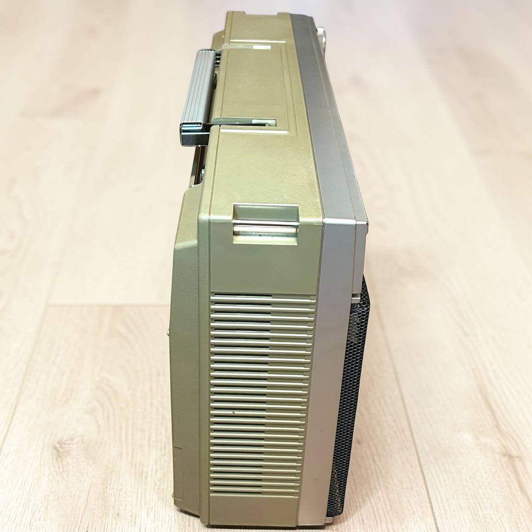 昭和レトロ✨名機❣️TOSHIBA RT-S83 BOMBEAT 大型ラジカセ