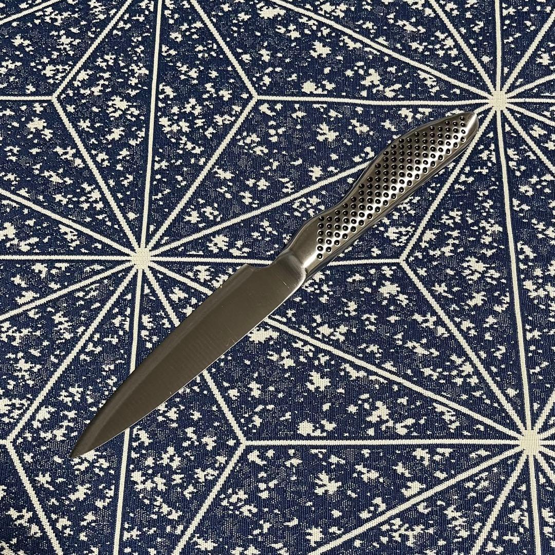 包丁　グローバル　皮むき9センチ