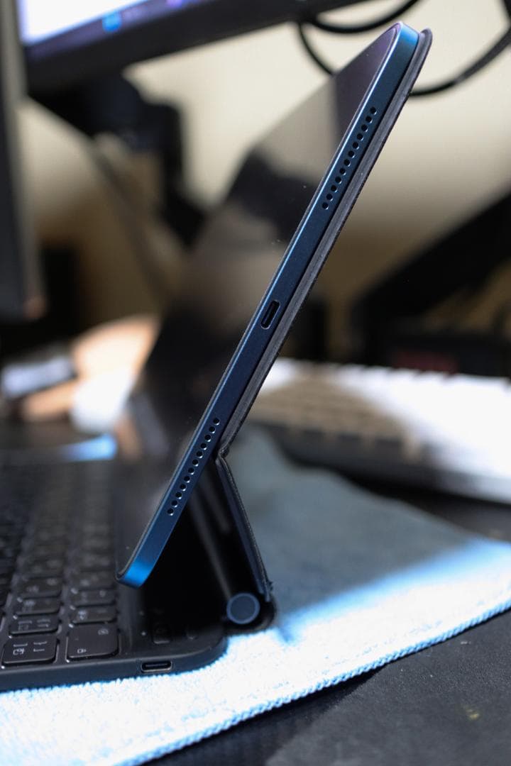 Apple iPad Air 第5世代 M1チップ ブル64GB