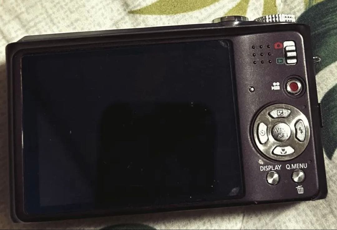 美品　Panasonic LUMIX 12倍ズーム コンパクトデジカメ