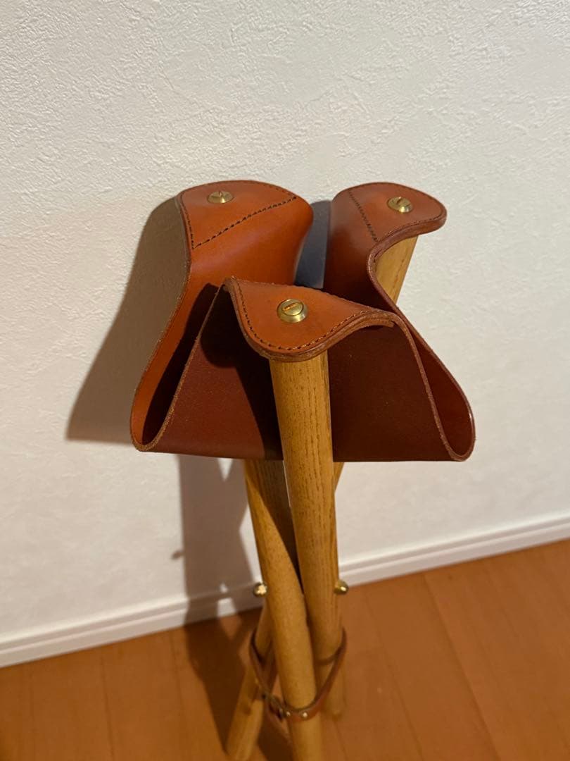 MOBLEY WORKS モブレーワークス 鰤岡力也 レザー×木製 スツール