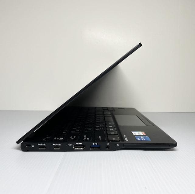 美品！Win11で超薄型軽量な富士通LIFEBOOK★U9311Fノートパソコン