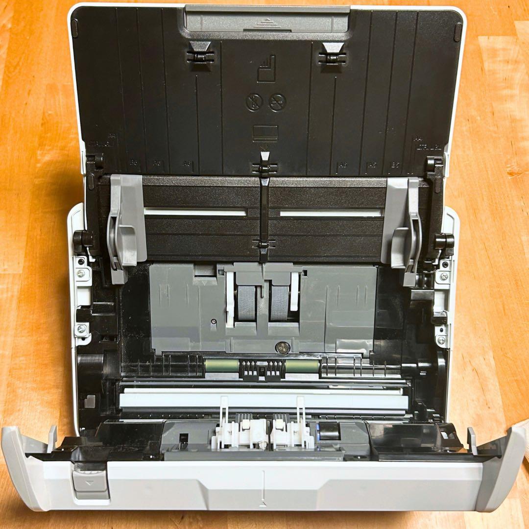 【動作良品】EPSON DS-570W ドキュメントスキャナー Wi-Fi対応