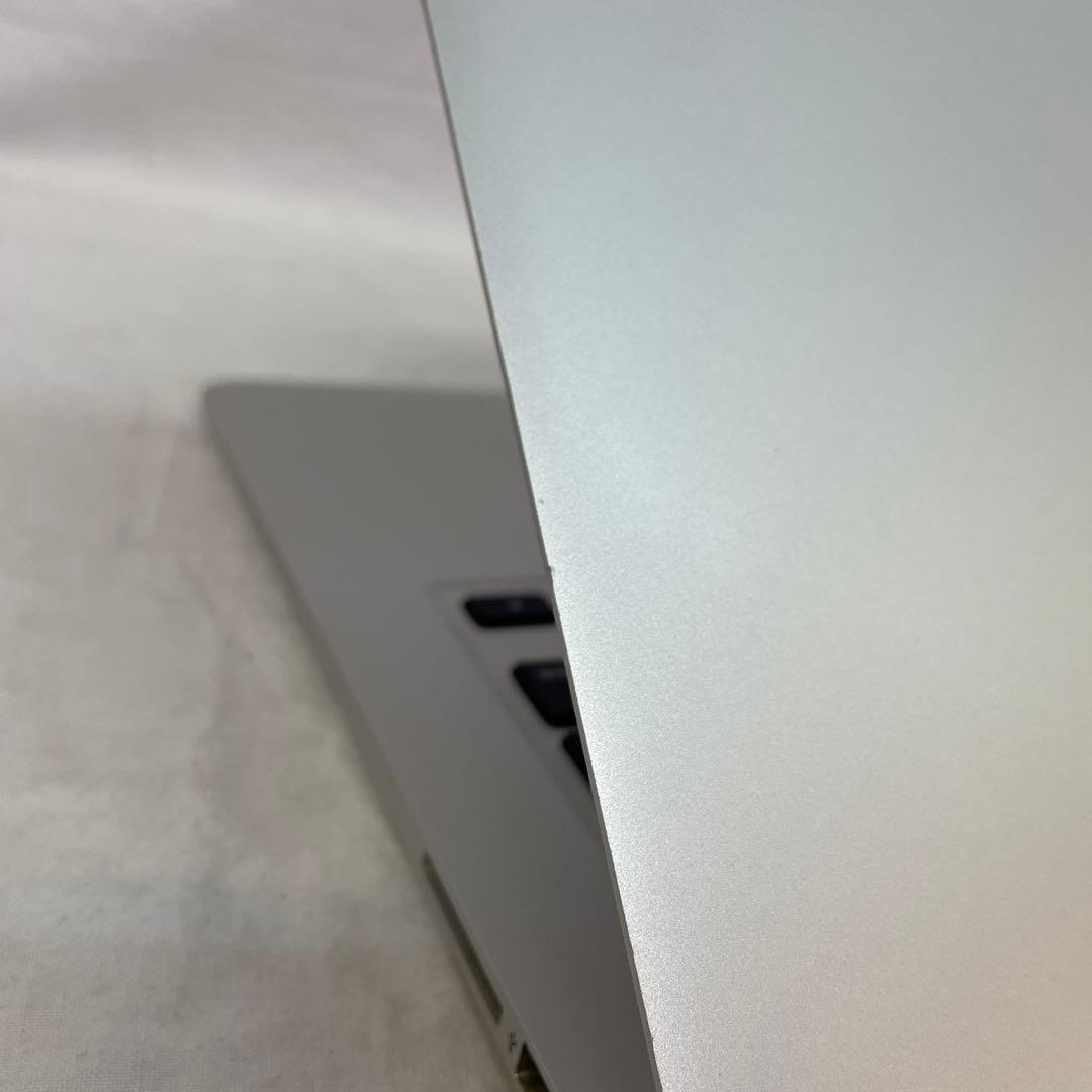 MacBook Air A1466 13インチ 8GB SSD256GB i5