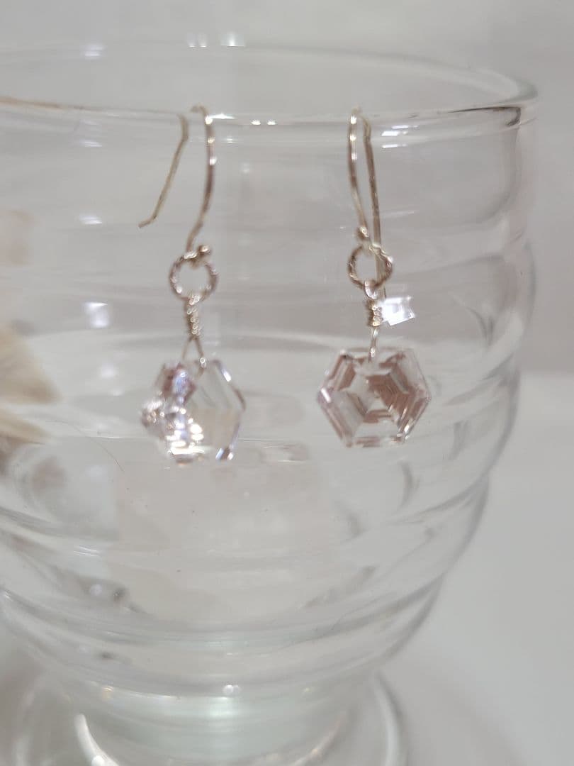 水晶ピアスチャーム☆シルバー925ハンドメイド天然石