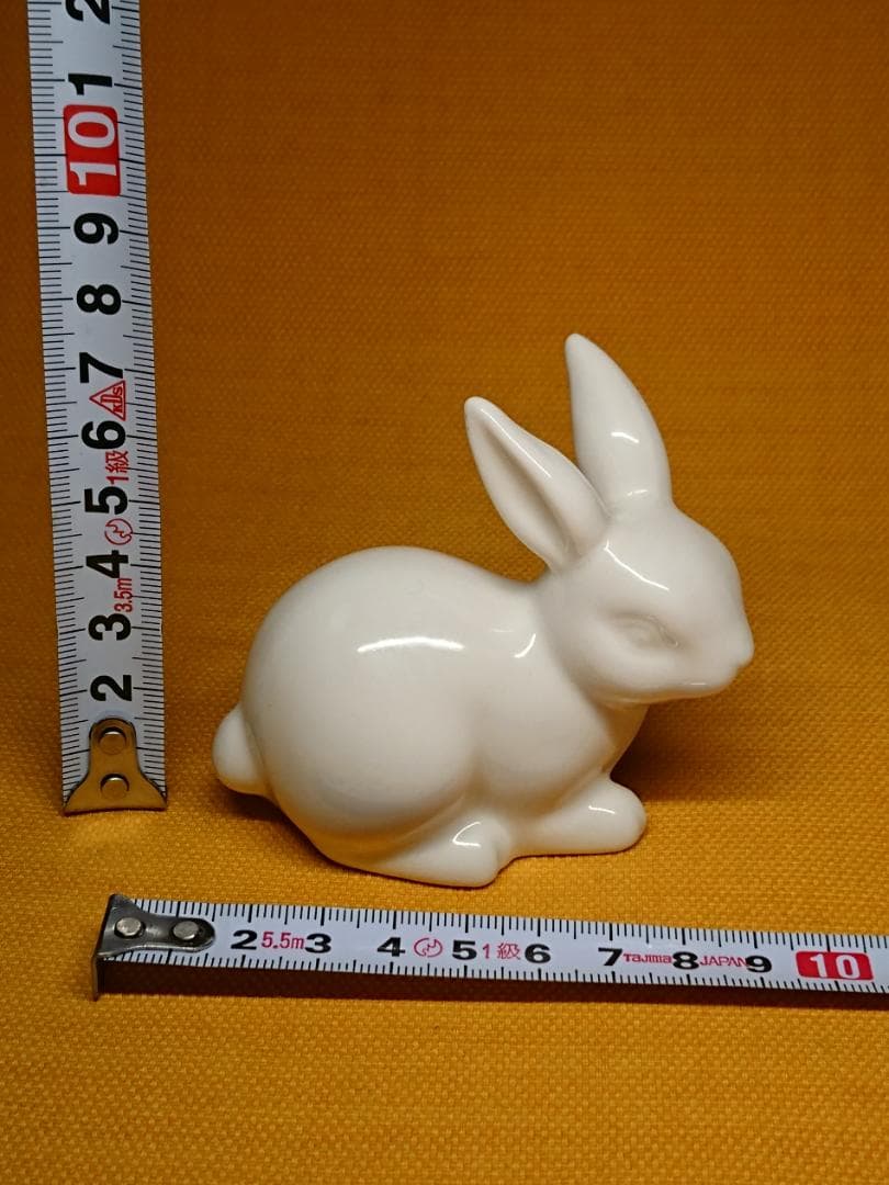 ウサギ　兎　白兎　陶器　置物　インテリア　工芸品　美術品　A1717
