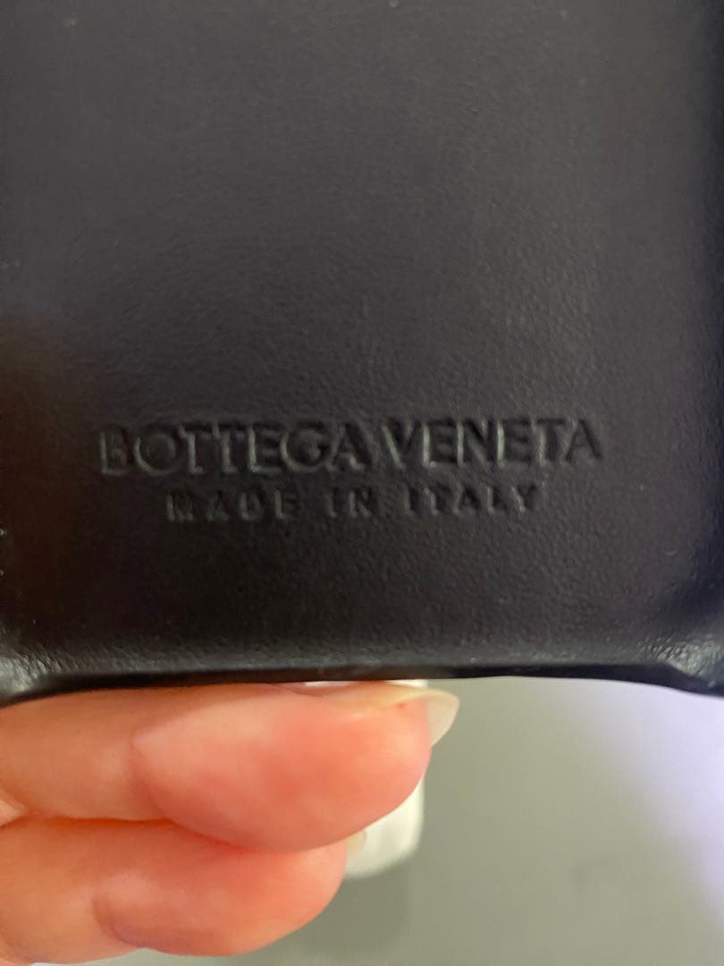 BOTTEGA VENETA レザードロップ付きiPhone11pro ブラック