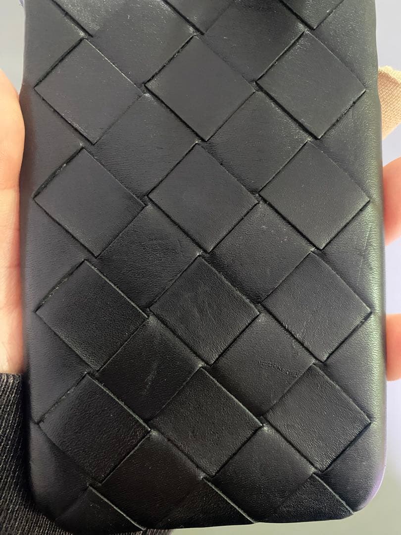 BOTTEGA VENETA レザードロップ付きiPhone11pro ブラック