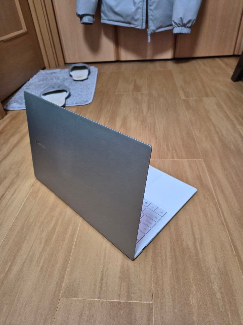 Galaxy Book Pro 15.6インチ シル バー