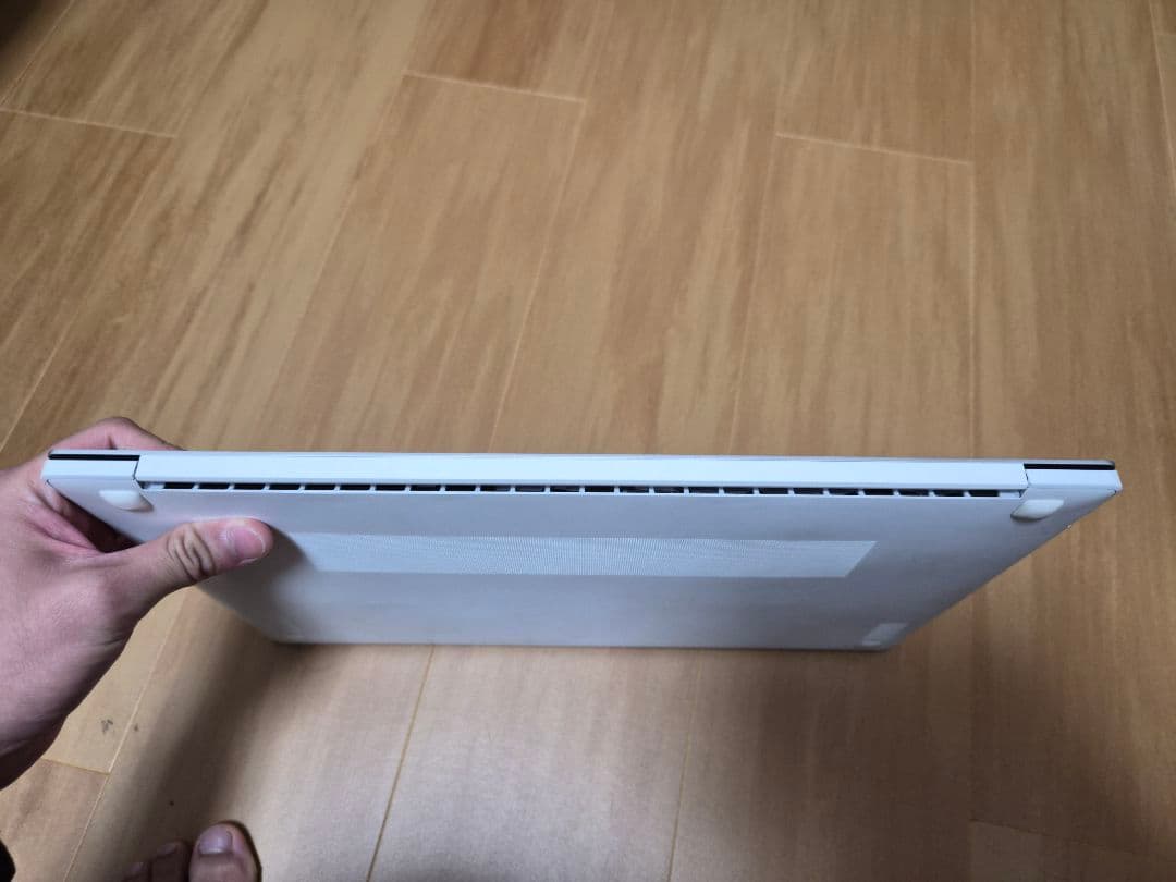 Galaxy Book Pro 15.6インチ シル バー