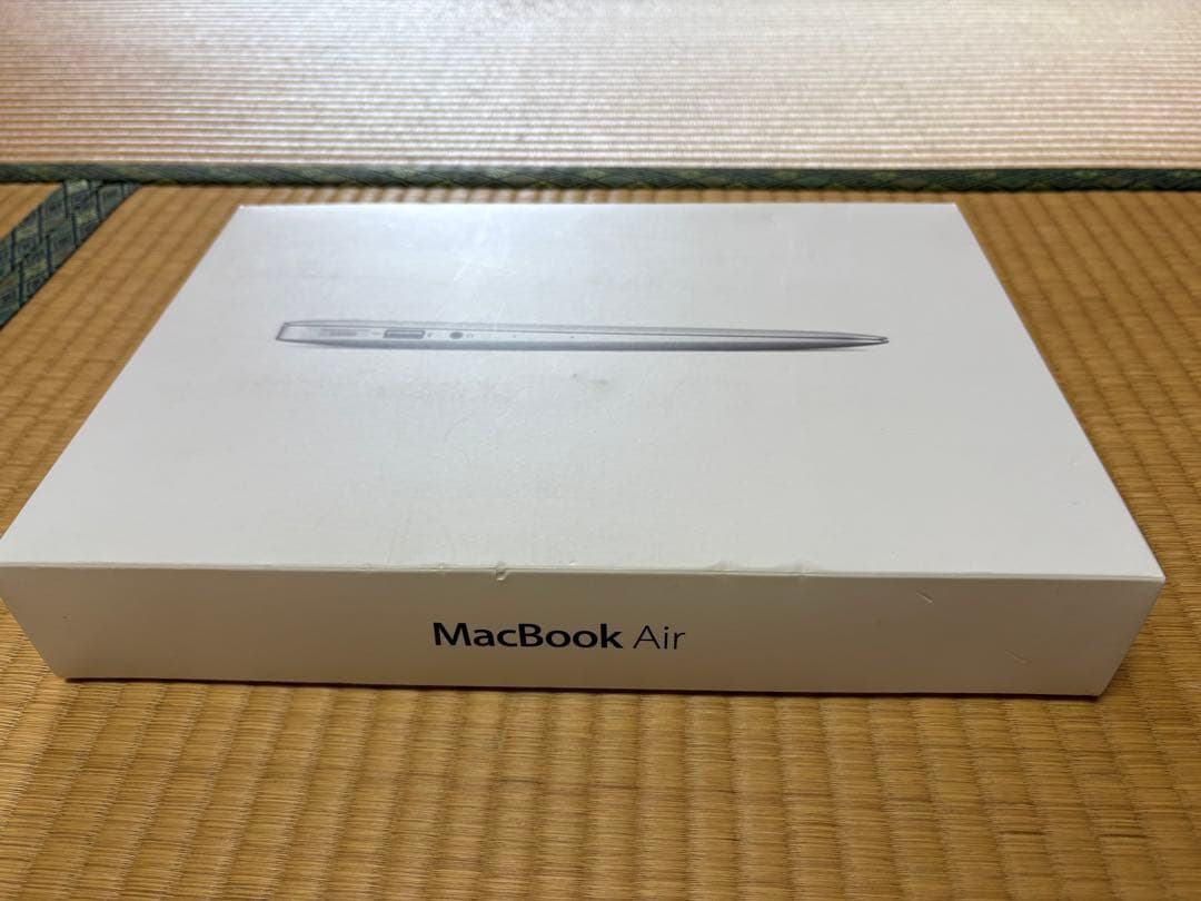 MacBook Air 11-inch, Early 2014 11インチ　箱付