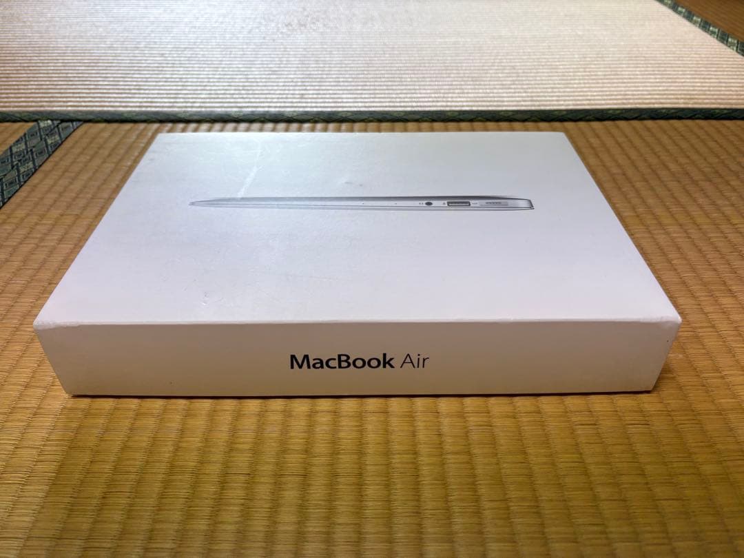 MacBook Air 11-inch, Early 2014 11インチ　箱付