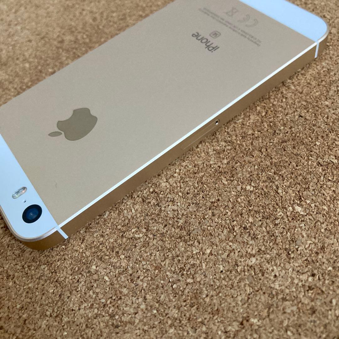 3959【早い者勝ち】美品☆電池最良好☆iPhoneSE 32GB SIMフリー