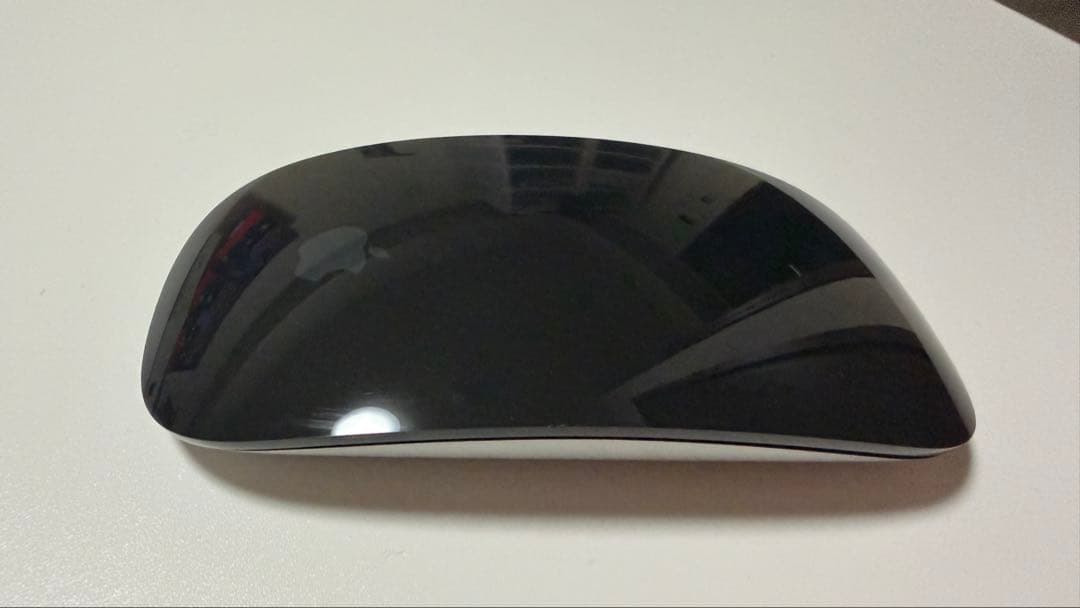 Apple Magic Mouse - Black 本体