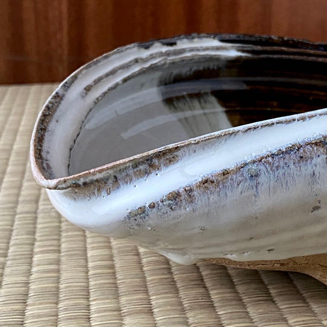 美品 未使用 唐津焼 岡本作礼造 【朝鮮唐津】 鮑型 脚付鉢 大鉢 共箱