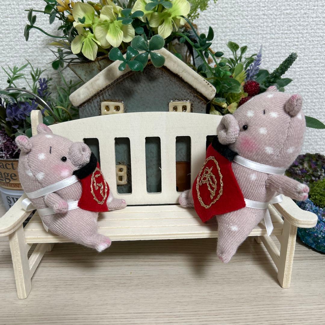 しーページ•*¨*•.¸♬︎ 明日やるオトンと豚親子